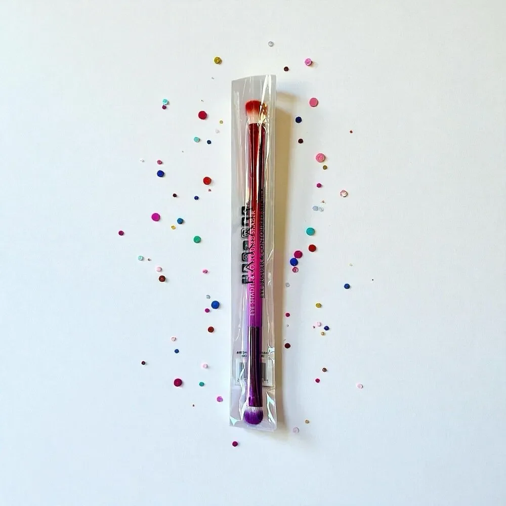 F.A.R.A.H – Eye Shader & Contour Shader Brush NEW WITHOUT BOX